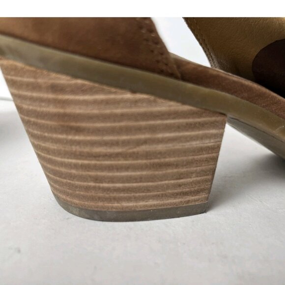 Lucky Brand Barimo Brown Suede Peep Toe Booties 8 - Picture 9 of 15